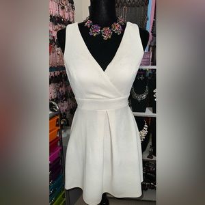 Juniors Fit & Flare Mini Dress Ivory With Built In Bra Size 5